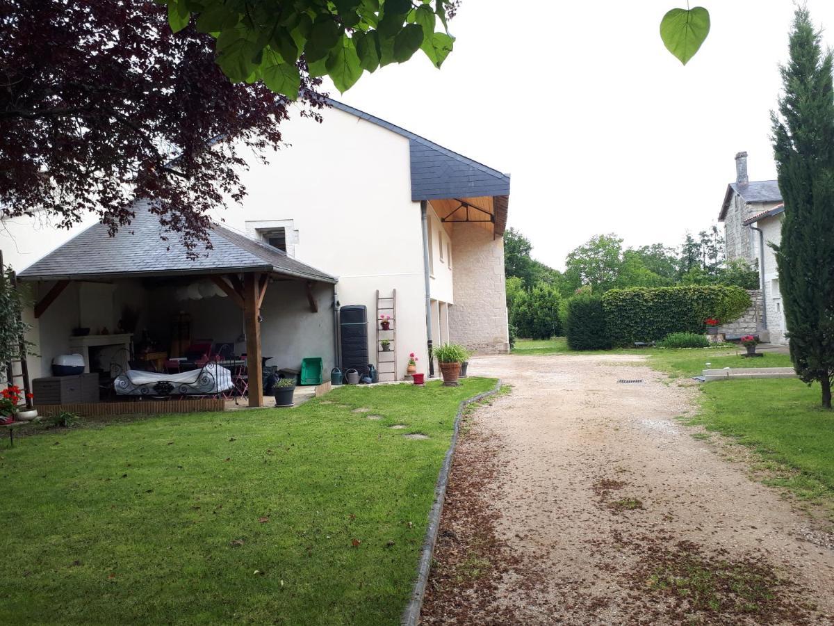 Gite Amanala Poitou Saint-Genest-d'Ambiere 외부 사진