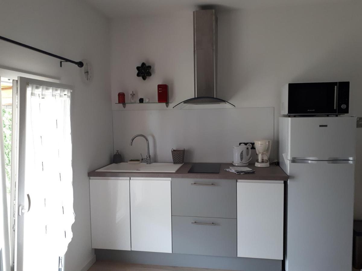 Gite Amanala Poitou Saint-Genest-d'Ambiere 외부 사진